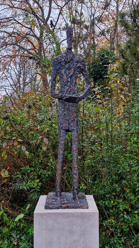 Carl-Blechen-Statue kehrt zurück in den Cottbuser Blechenpark